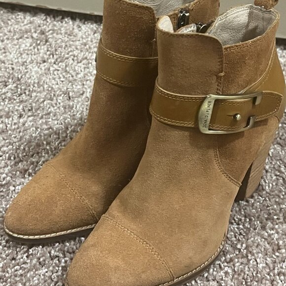 Donald J. Pliner Santos Booties Tan Suede - Picture 1 of 6